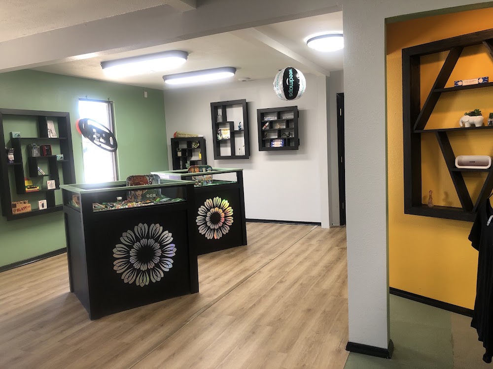 Nlightn Cannabis Company - Texoma Labs photo 3