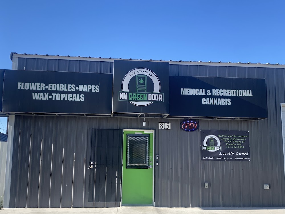 Nm Green Door photo 1