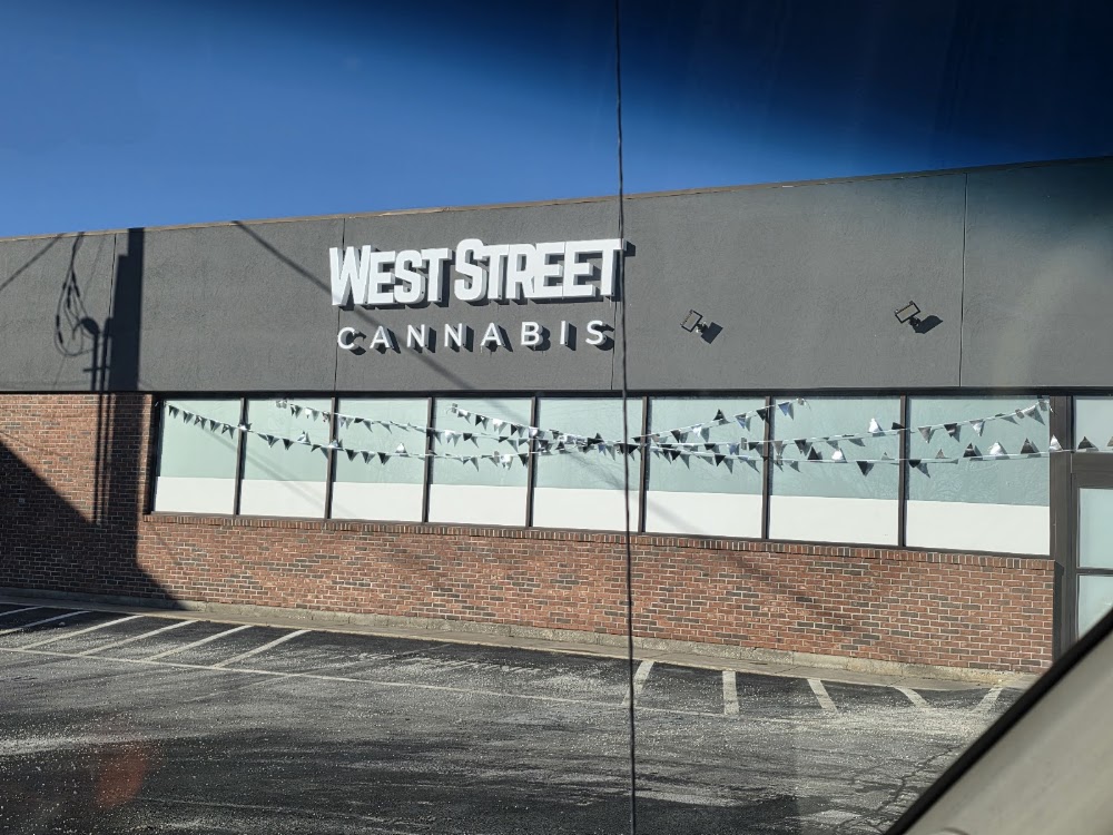 West Street Cannabis photo 5