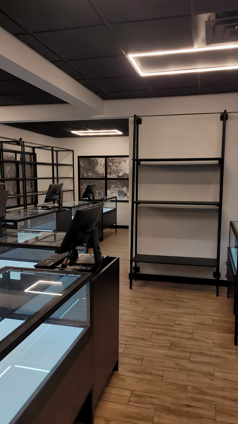 Oasis Cannabis CO - Belen photo 2
