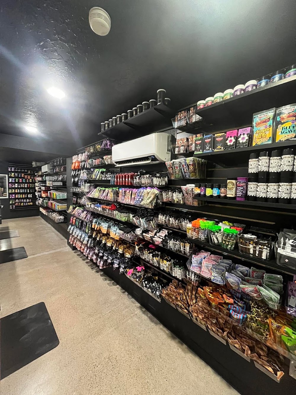 Oasis Cannabis CO - Clovis photo 4