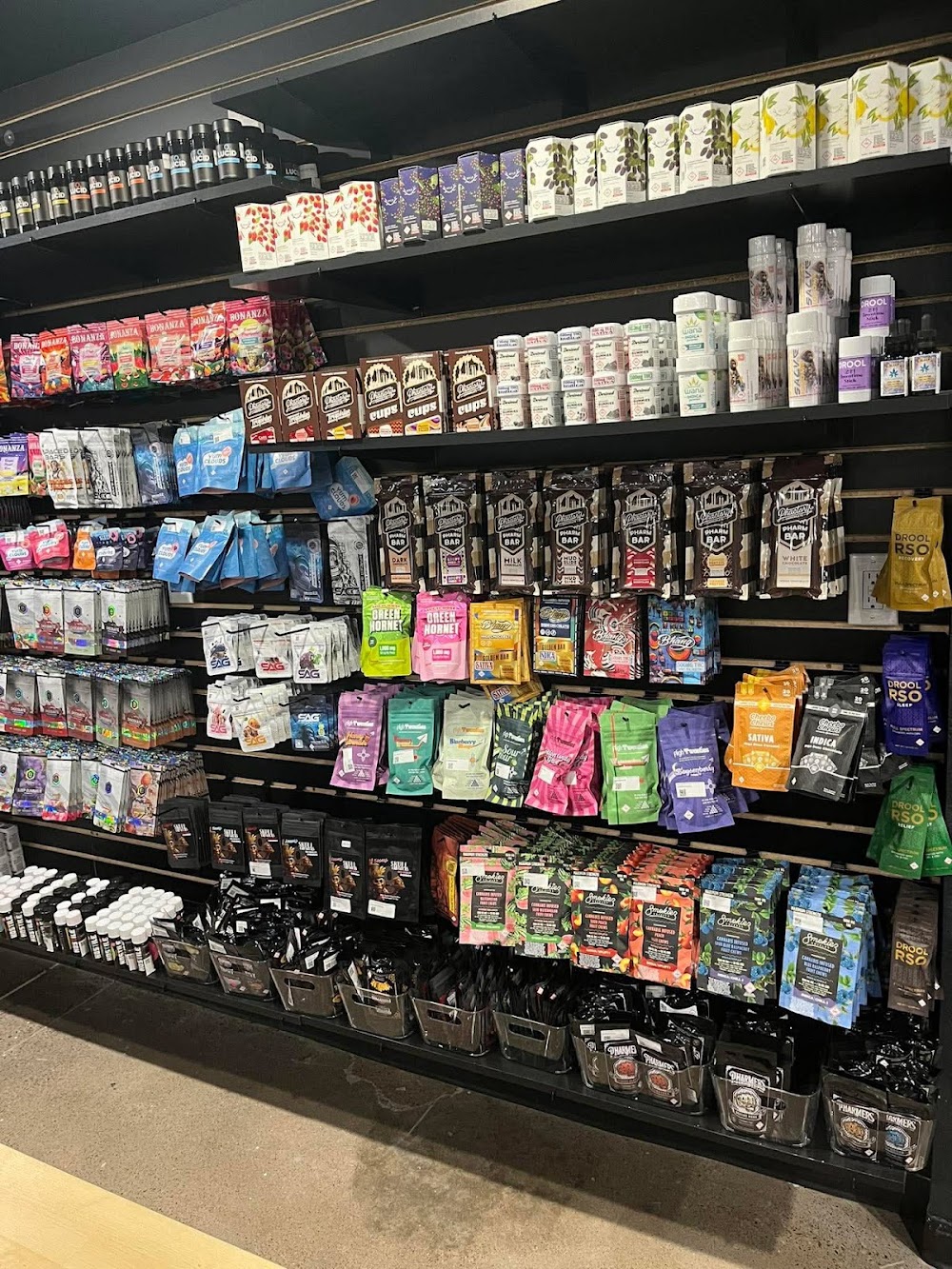 Oasis Cannabis CO - Clovis photo 5