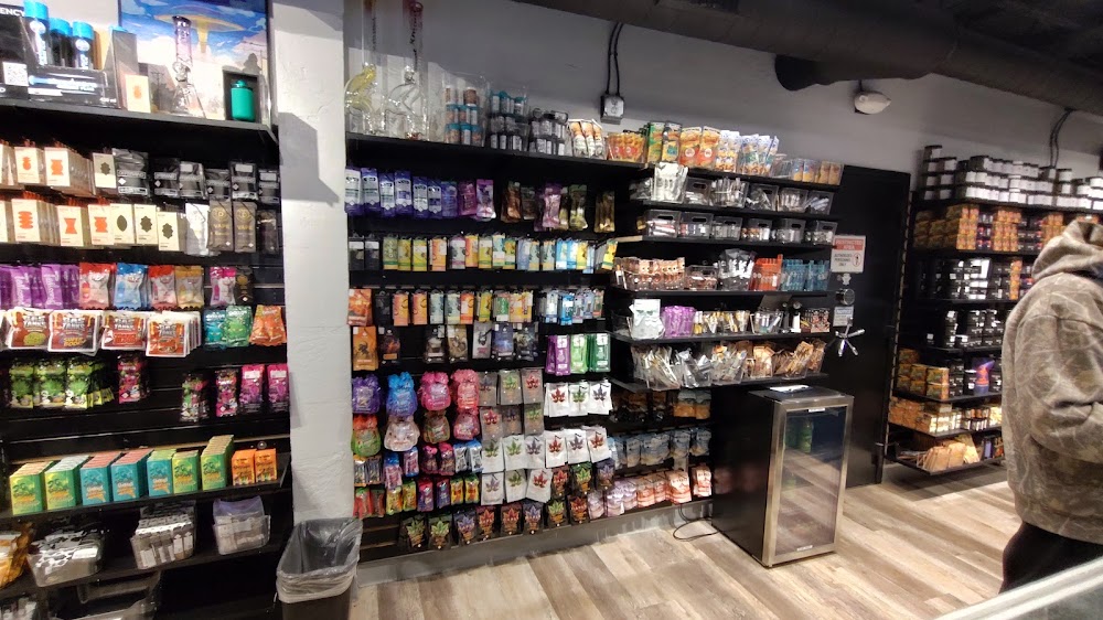 Oasis Cannabis CO - Farmington photo 8