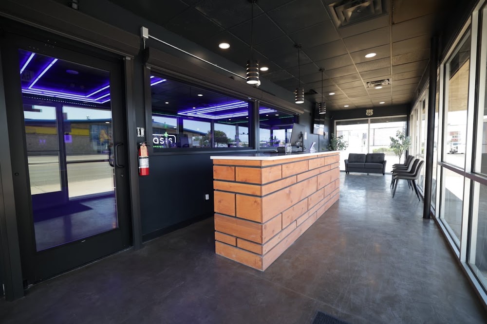 Oasis Cannabis CO - Roswell photo 4