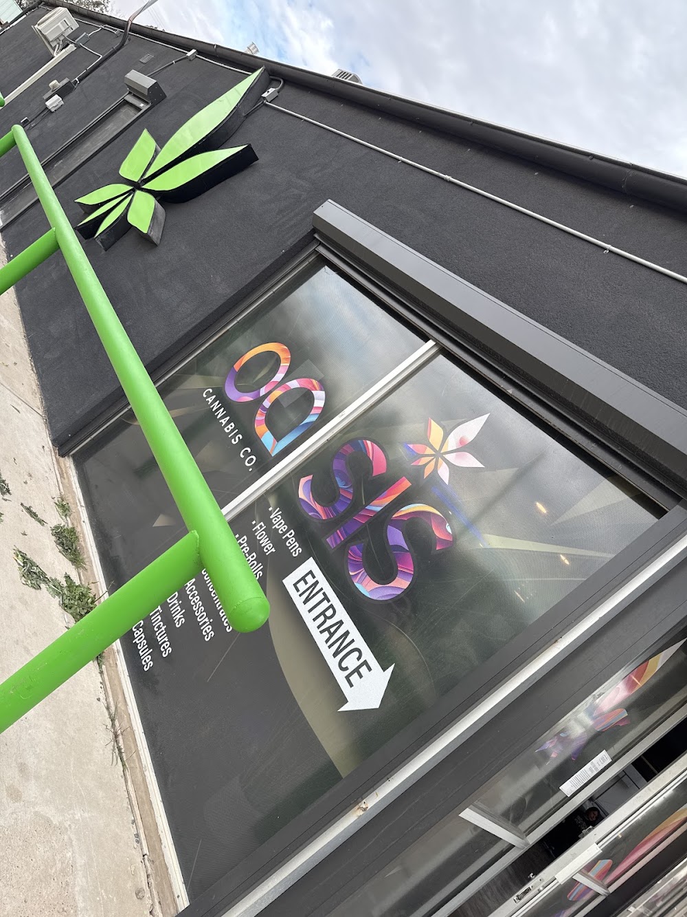 Oasis Cannabis CO - Roswell photo 6