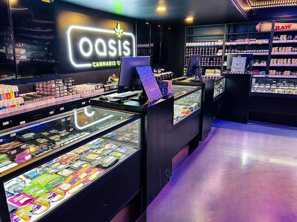 Oasis Cannabis CO - Roswell photo 8