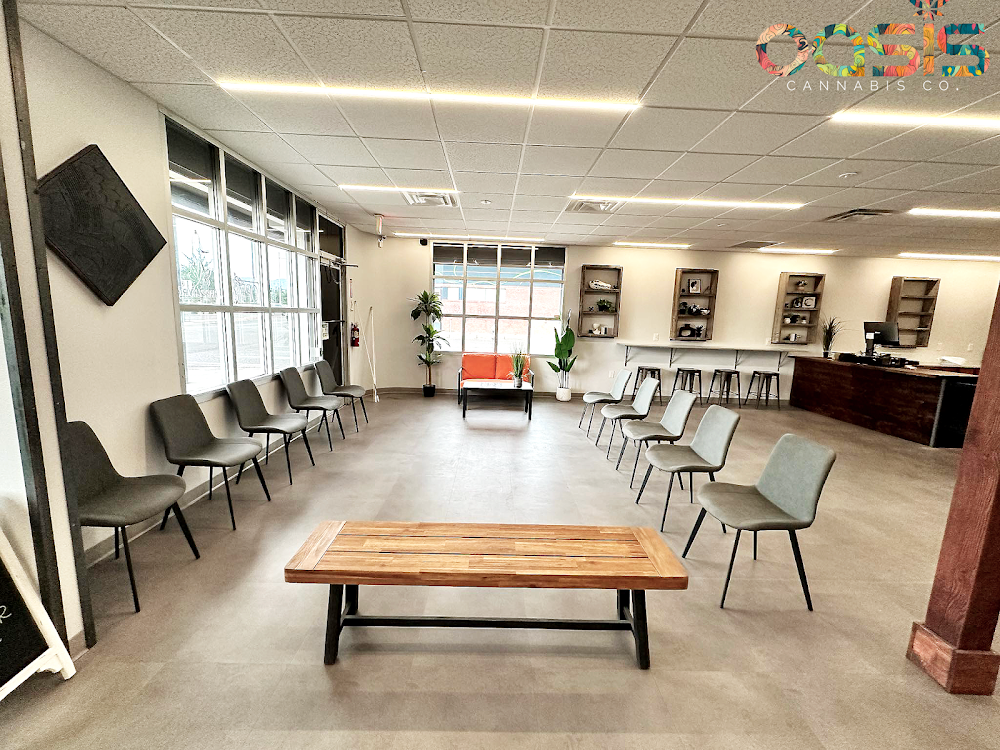 Oasis Cannabis CO - Unm Area photo 4