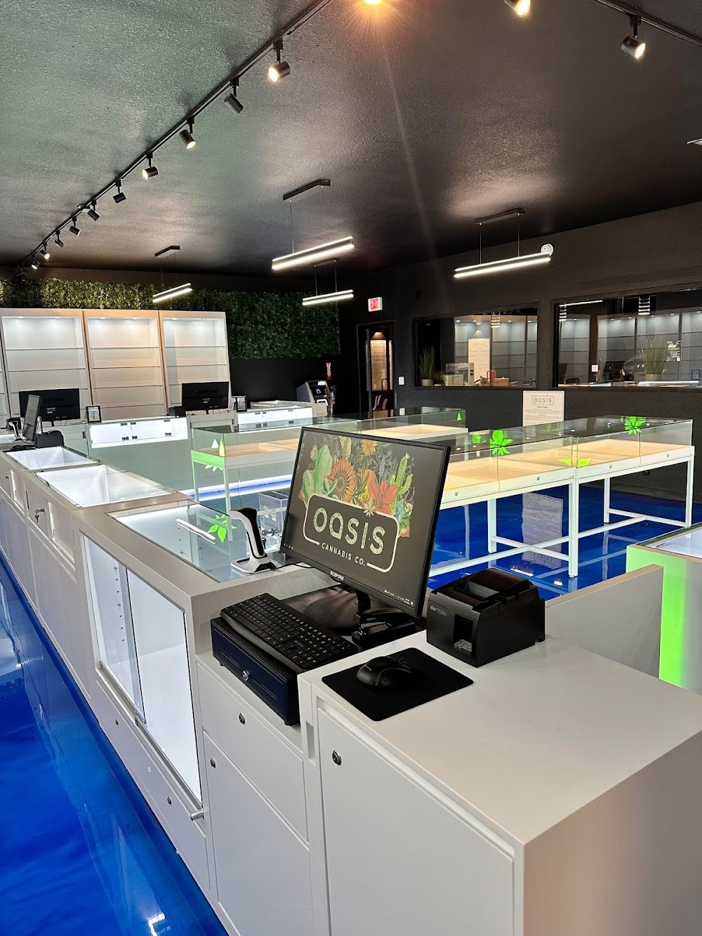 Oasis Cannabis Coors photo 6