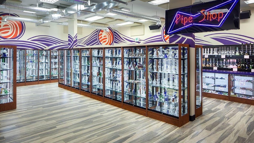 Oasis Cannabis Superstore photo 2