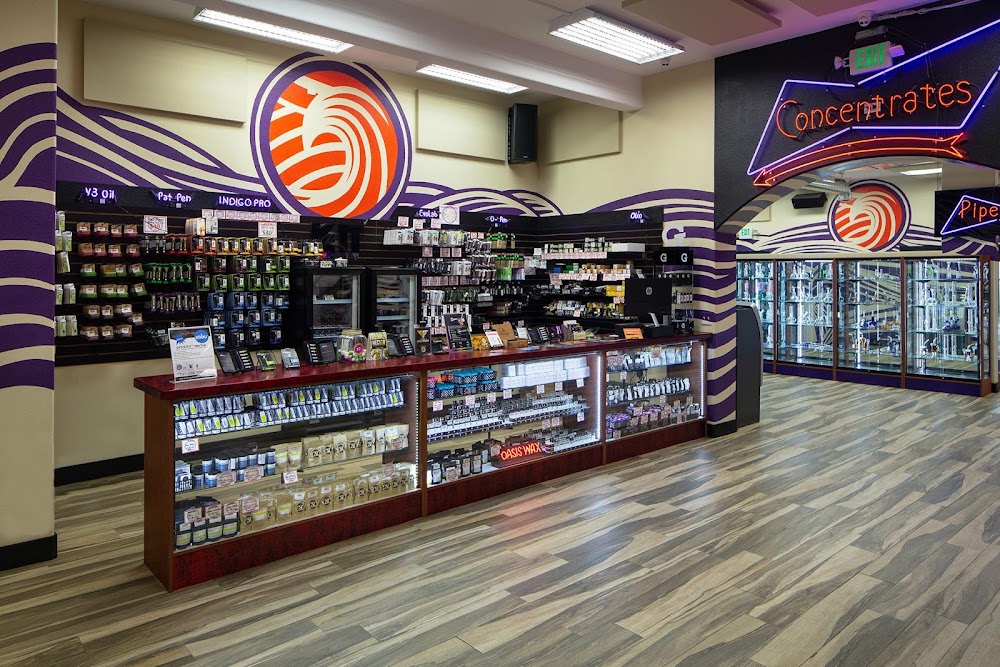 Oasis Cannabis Superstore photo 3