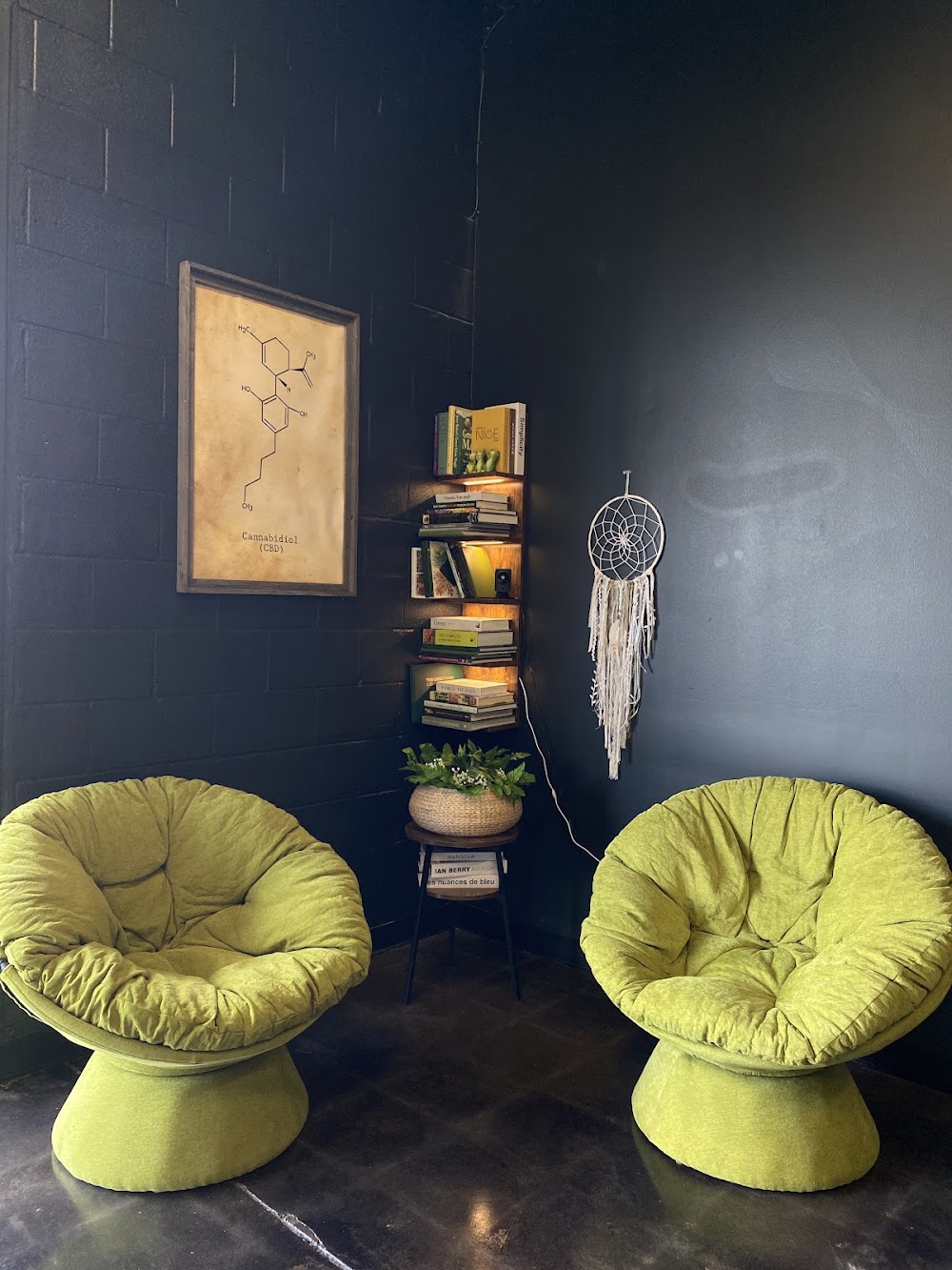 Oddfellow Dispensary photo 8