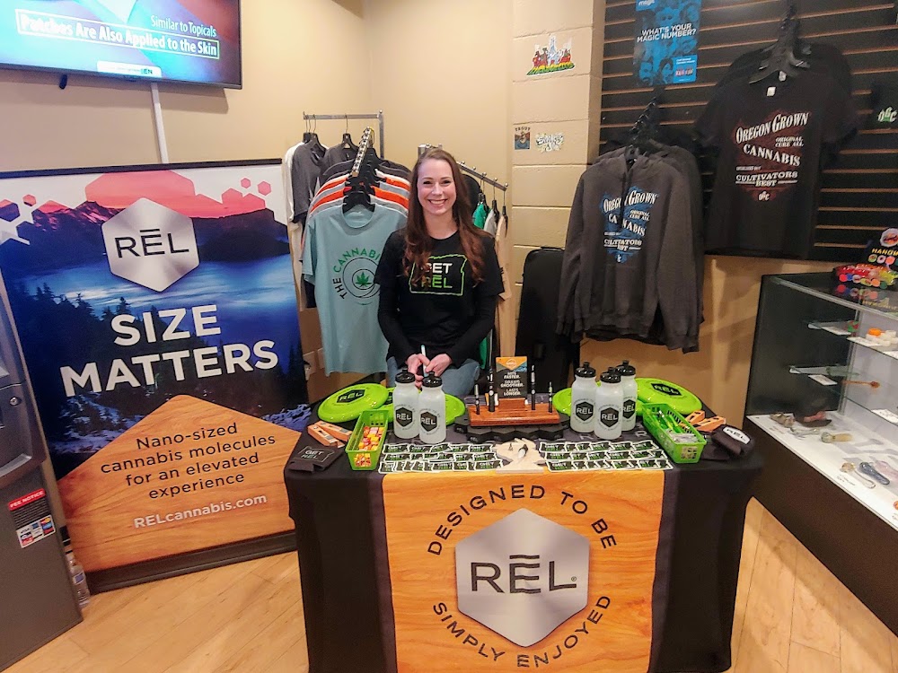 Oregon Grown Cannabis Recreational Dispensary photo 7