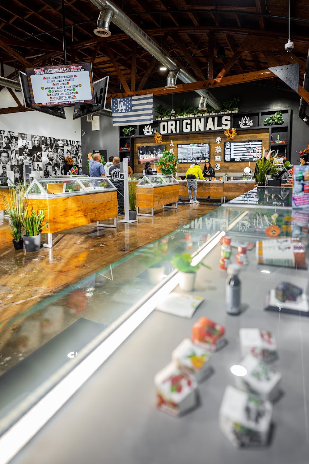 Originals Factory photo 3
