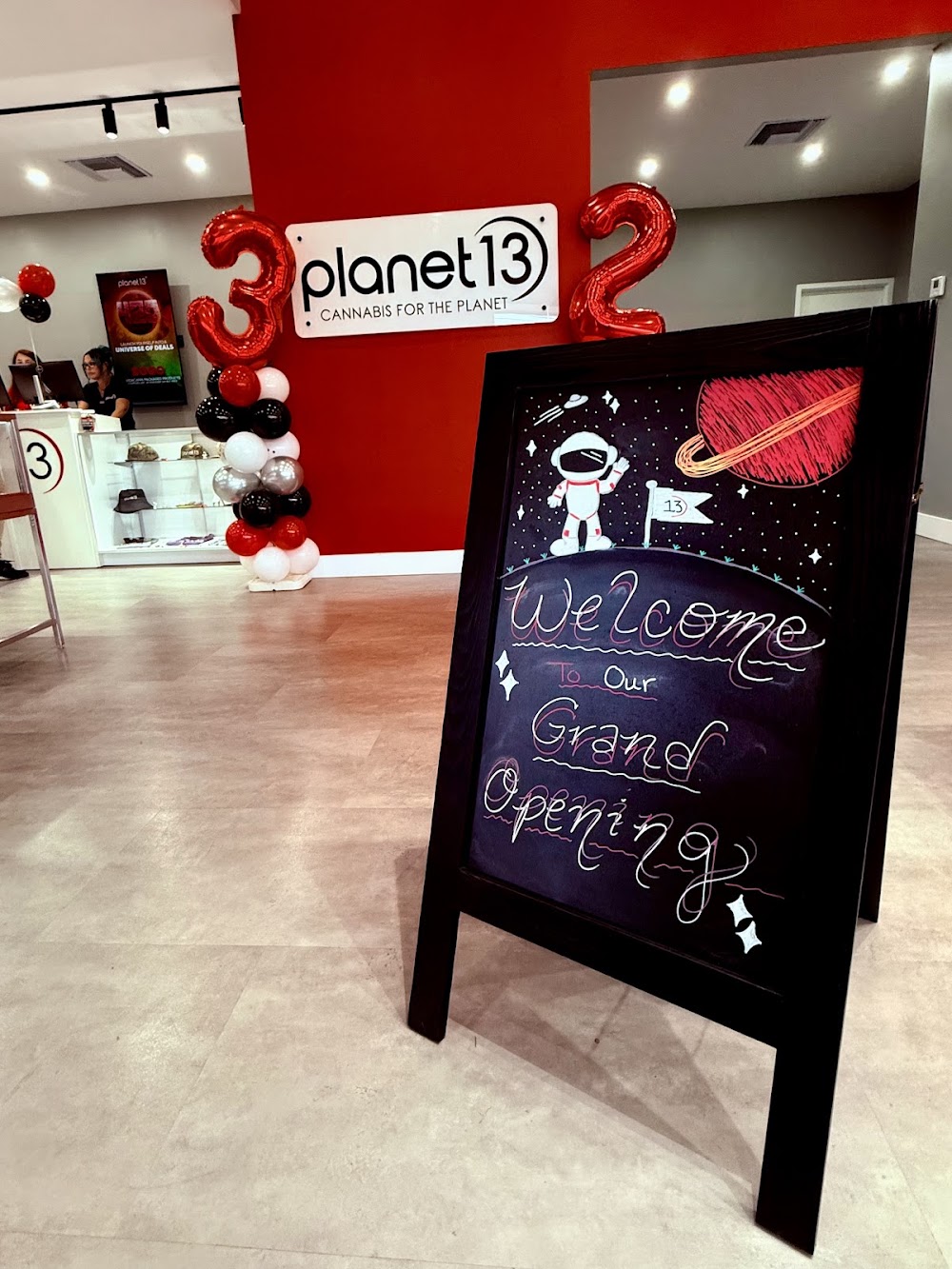 Planet 13 photo 5