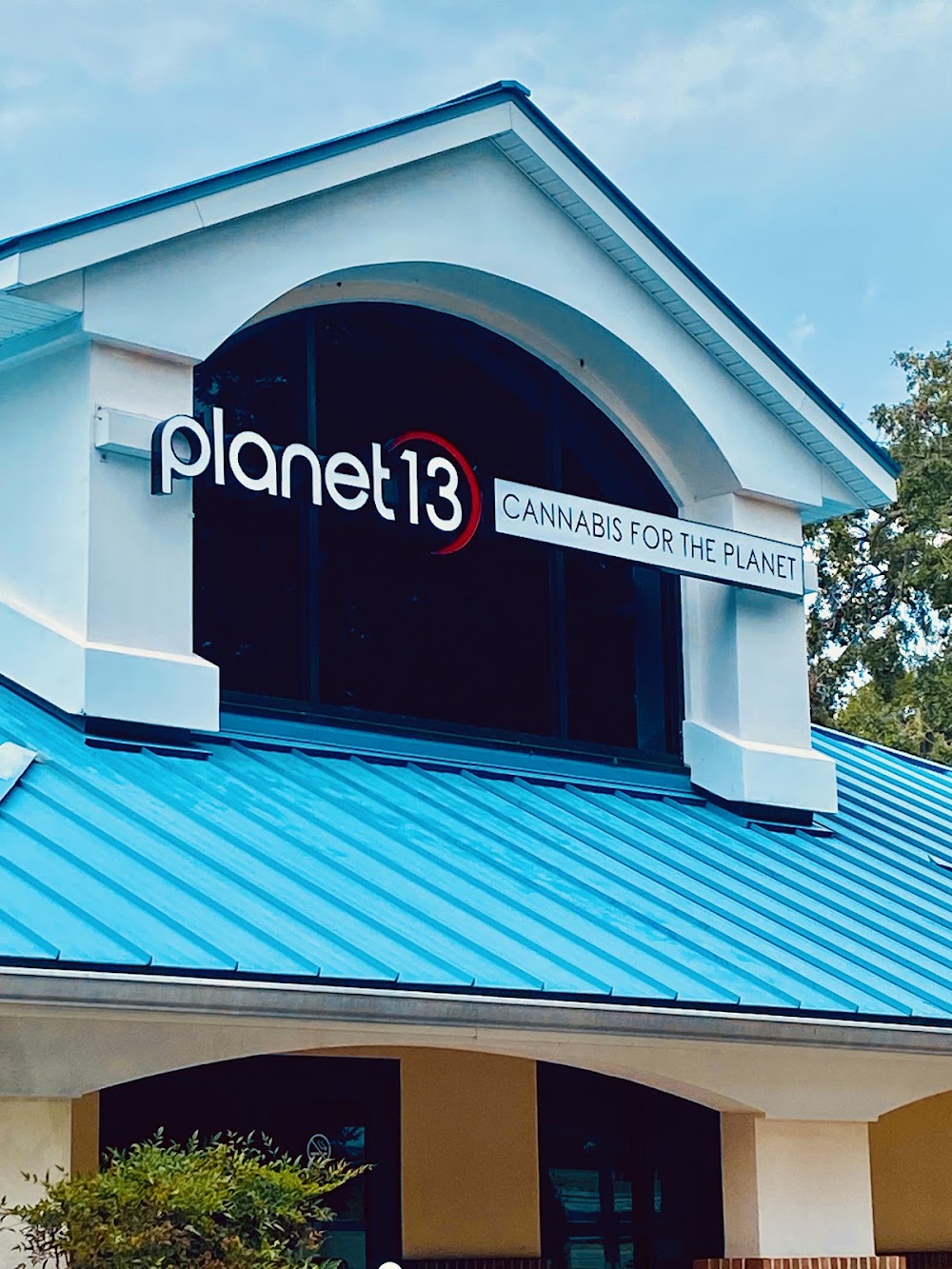Planet 13 photo 1