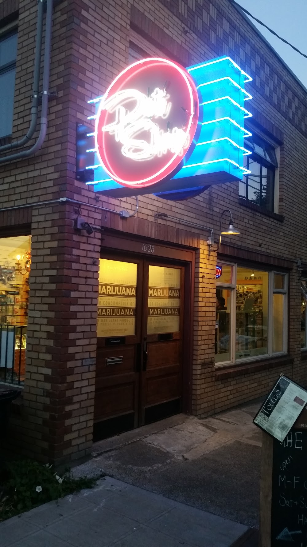 Pot Shop photo 4