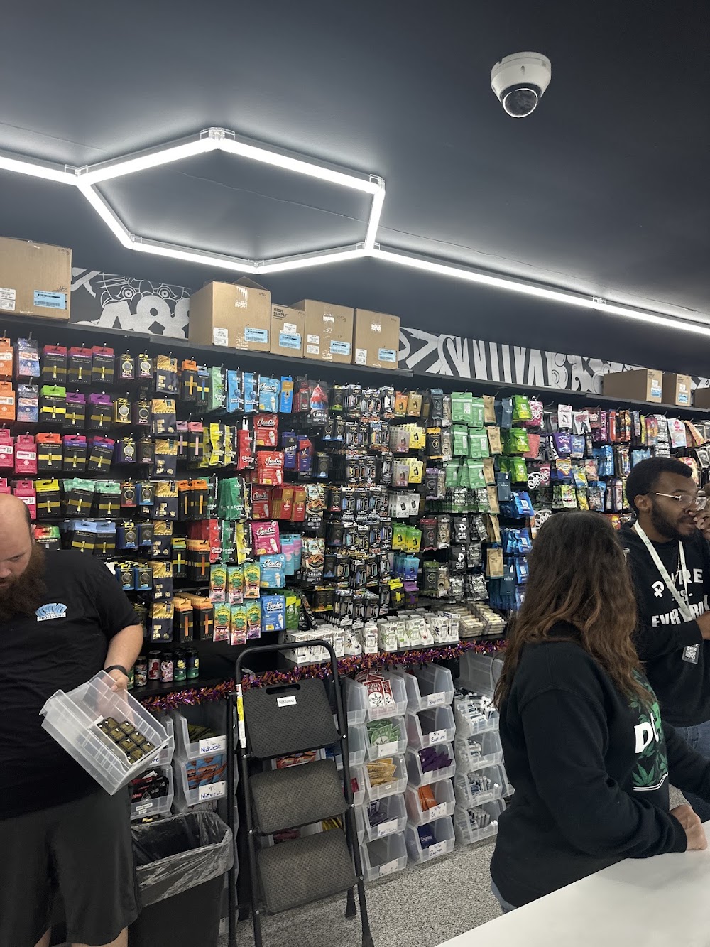 Pure Cannabis Outlet New Buffalo photo 3
