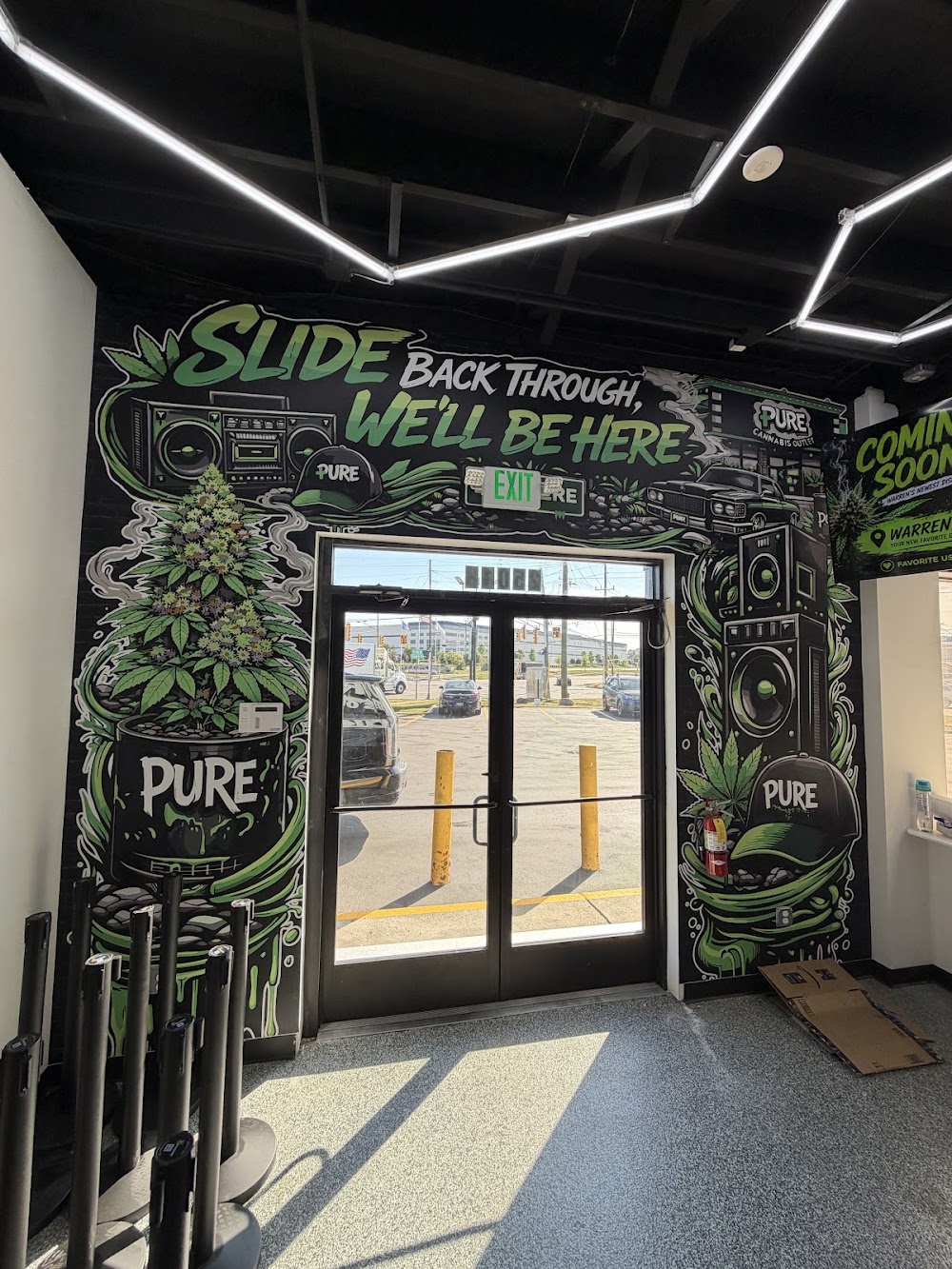 Pure Cannabis Outlet Warren photo 7