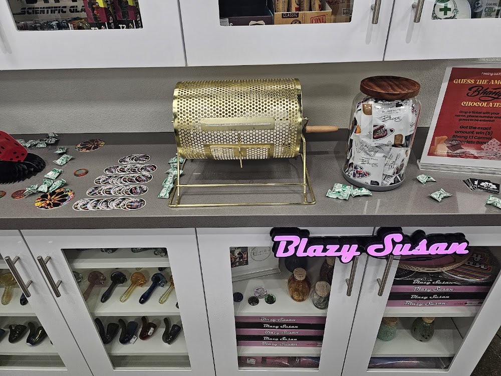Pure Tonic Dispensary photo 7
