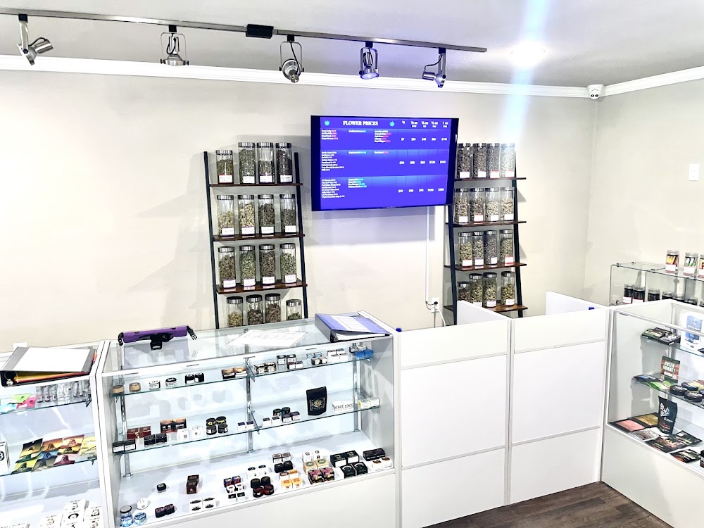 Purple Moon Dispensary - Coweta photo 7