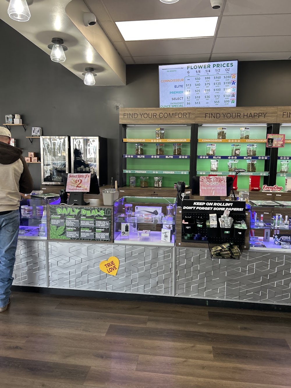 R Greenleaf Cannabis Dispensary - Northeast Heights photo 2