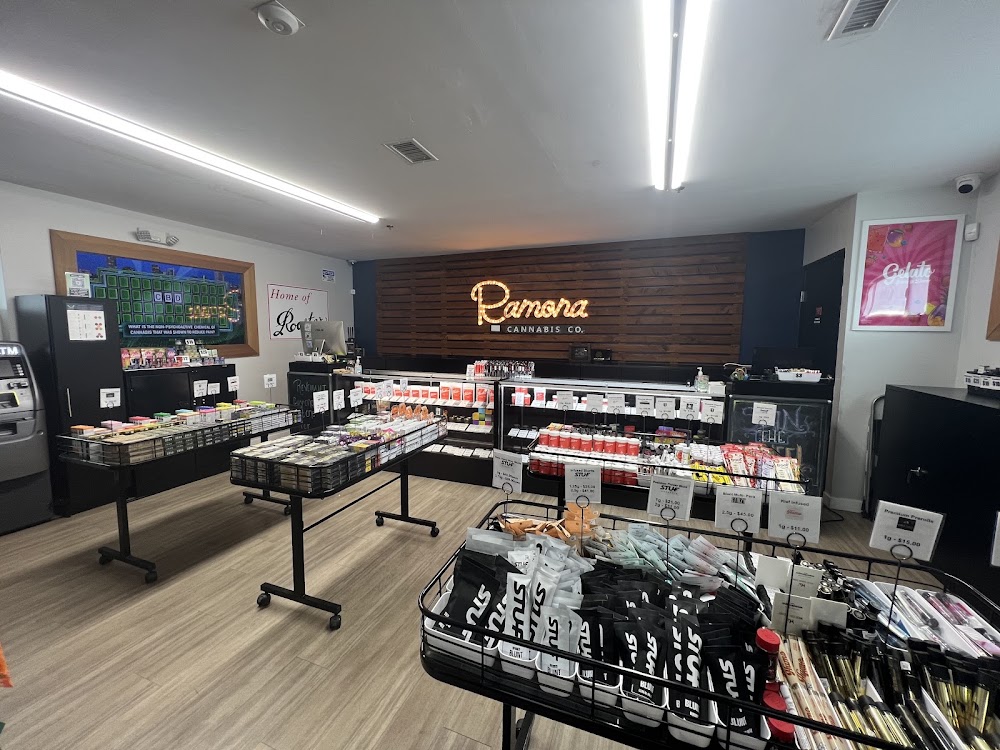 Ramona Cannabis CO photo 8