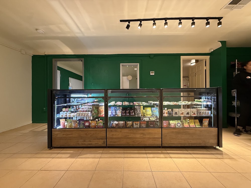 Rocky Mountain Cannabis - Anthony (Drive Through) photo 2