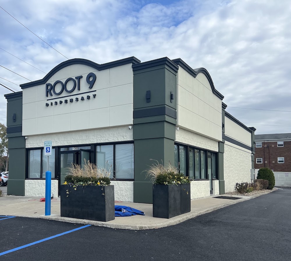 Root 9 Dispensary photo 5