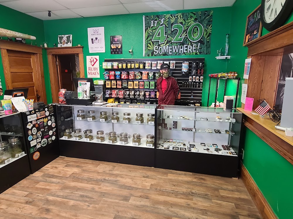 Roots Dispensary photo 3