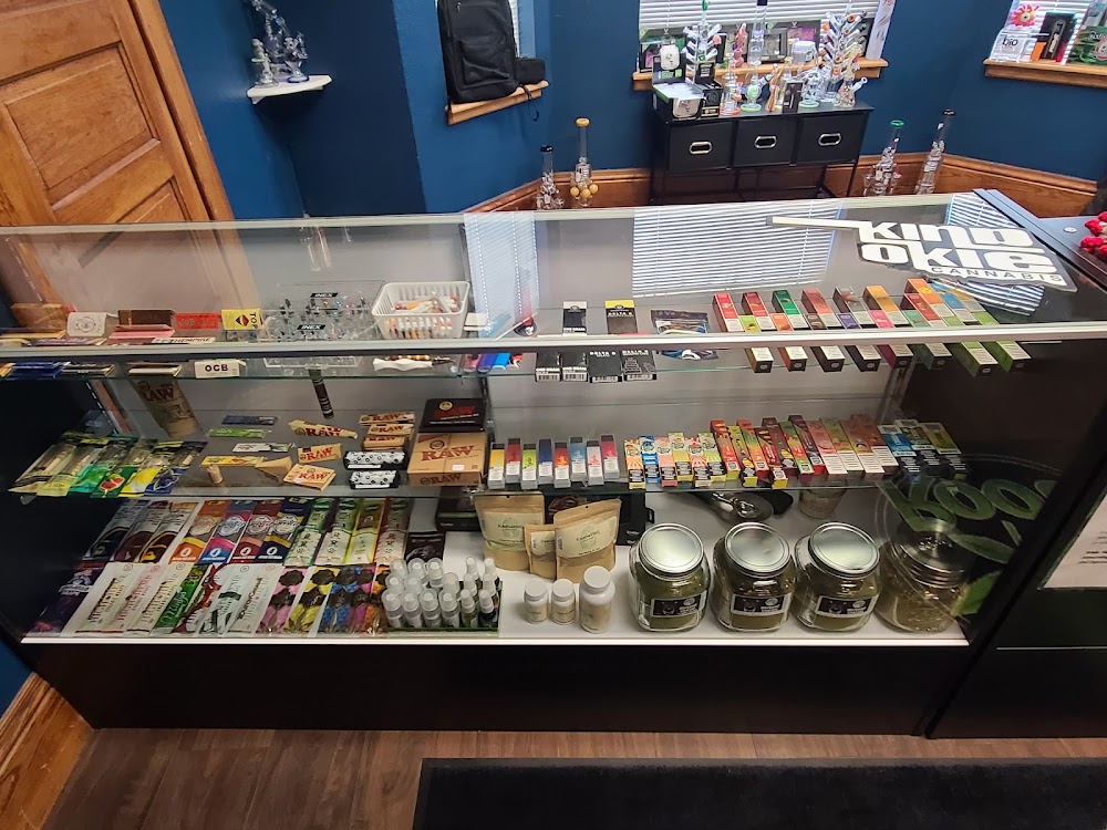 Roots Dispensary photo 8