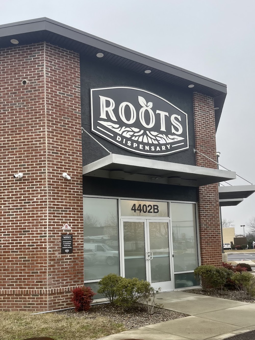 Roots Dispensary photo 4