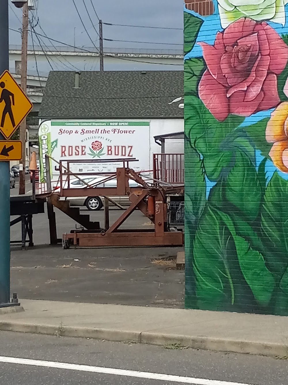 Rose Budz Pdx photo 1