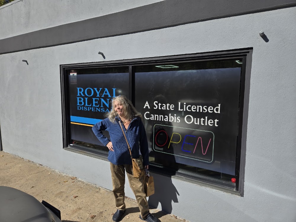 Royal Blend Dispensary photo 6