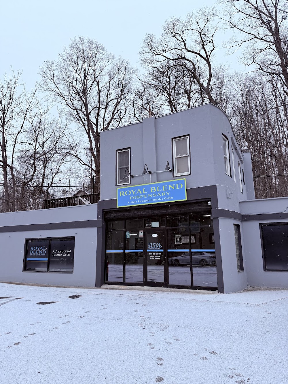 Royal Blend Dispensary photo 7