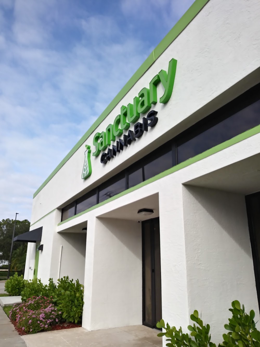 Sanctuary Cannabis photo 7