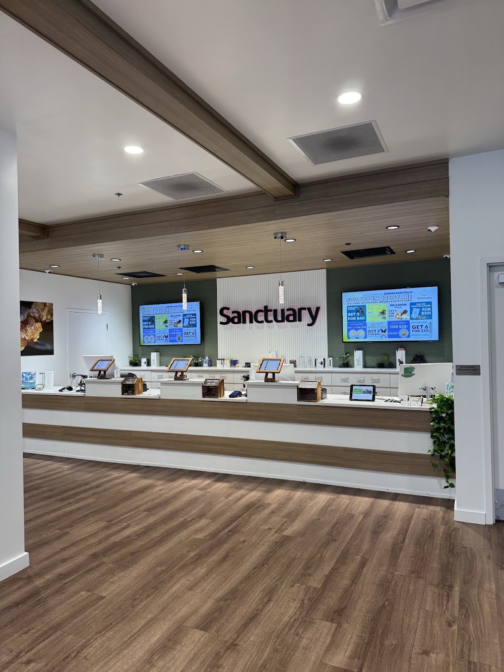 Sanctuary Cannabis photo 2