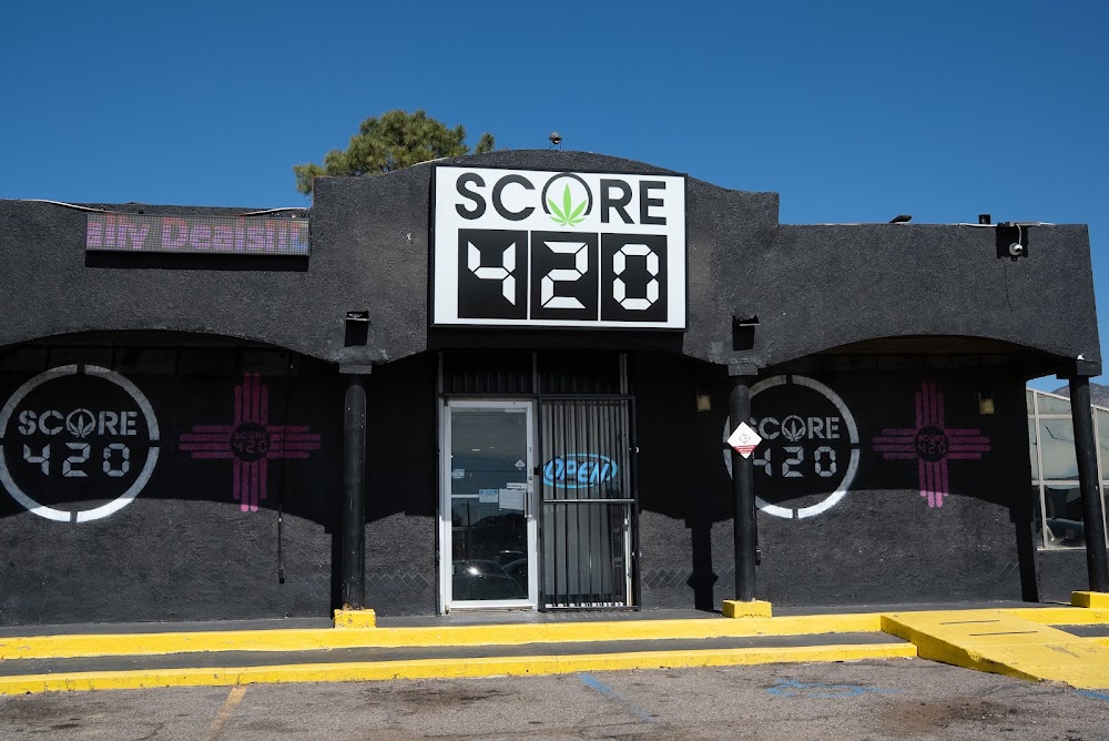 Score 420 Central / Juan Tabo photo 1