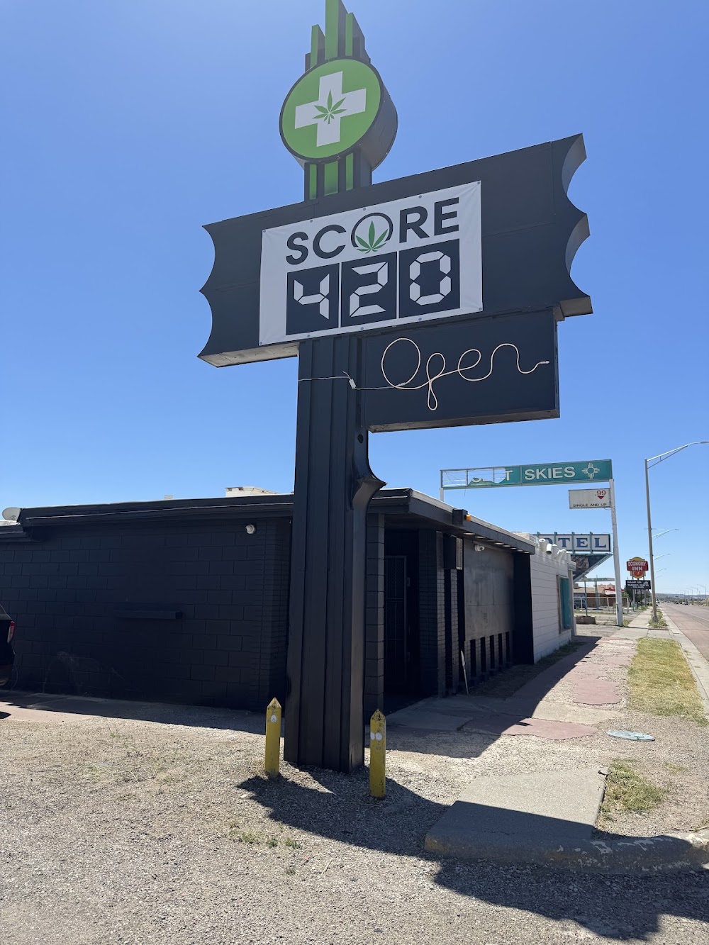 Score 420 - Gallup photo 7