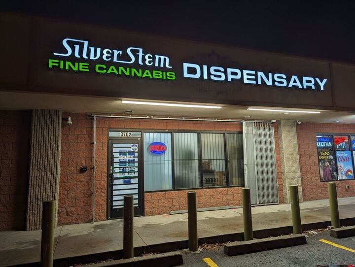 Silver Stem Fine Cannabis photo 1