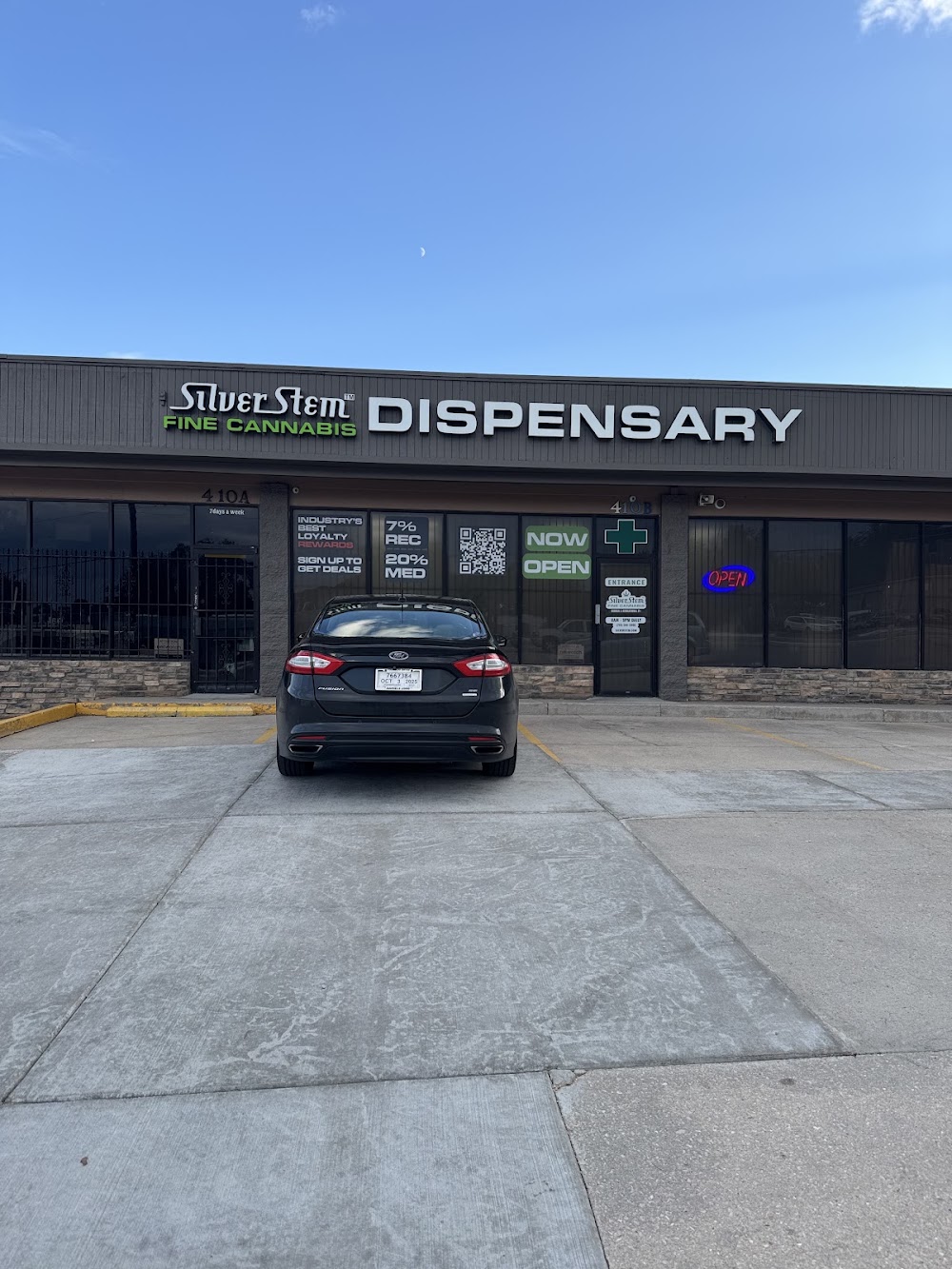 Silver Stem Fine Cannabis photo 7