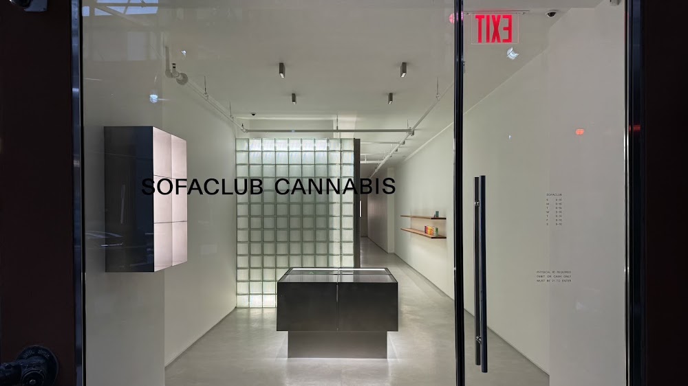 Sofaclub Cannabis photo 1