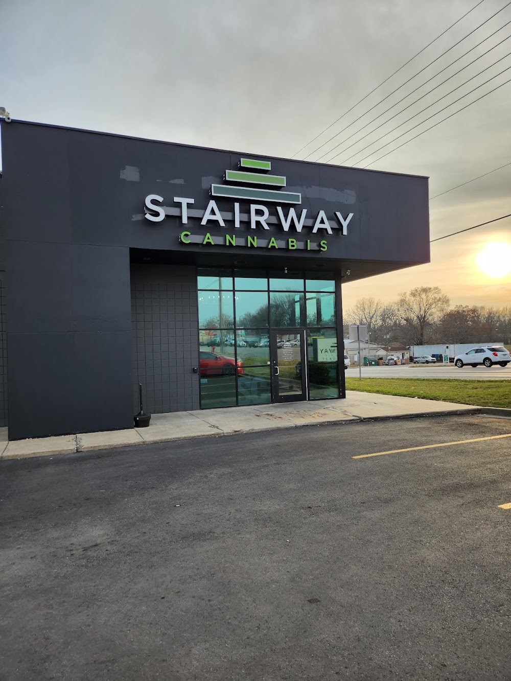 Stairway Cannabis Dispensary Blue Springs photo 7
