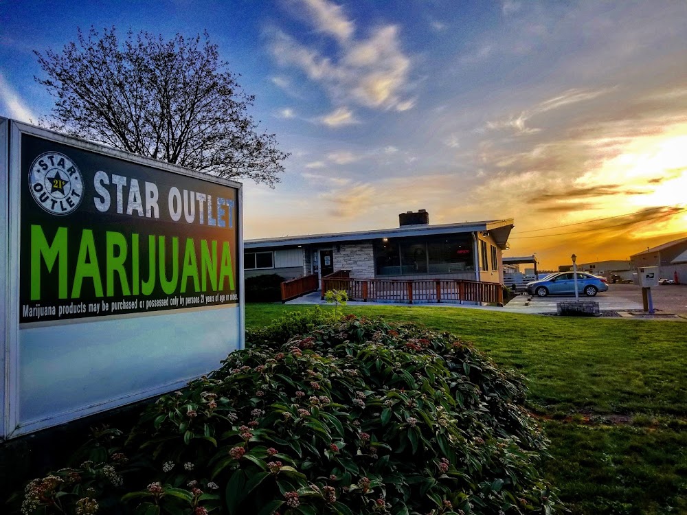 Star Outlet photo 1