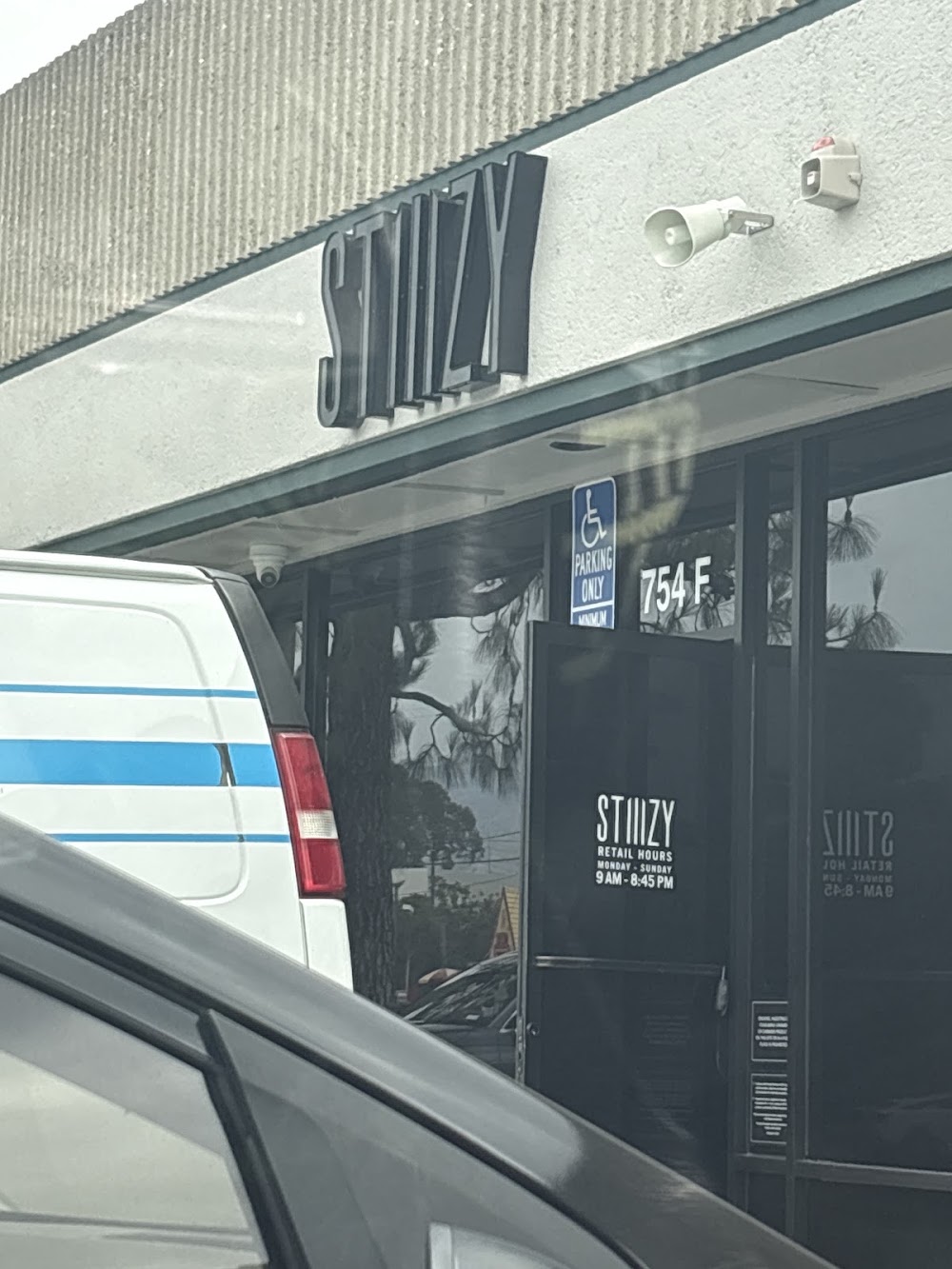Stiiizy Covina photo 7