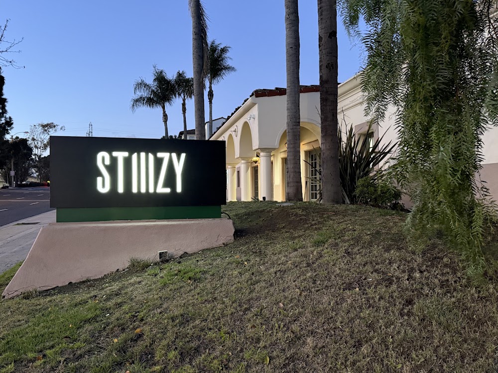 Stiiizy Ventura photo 6
