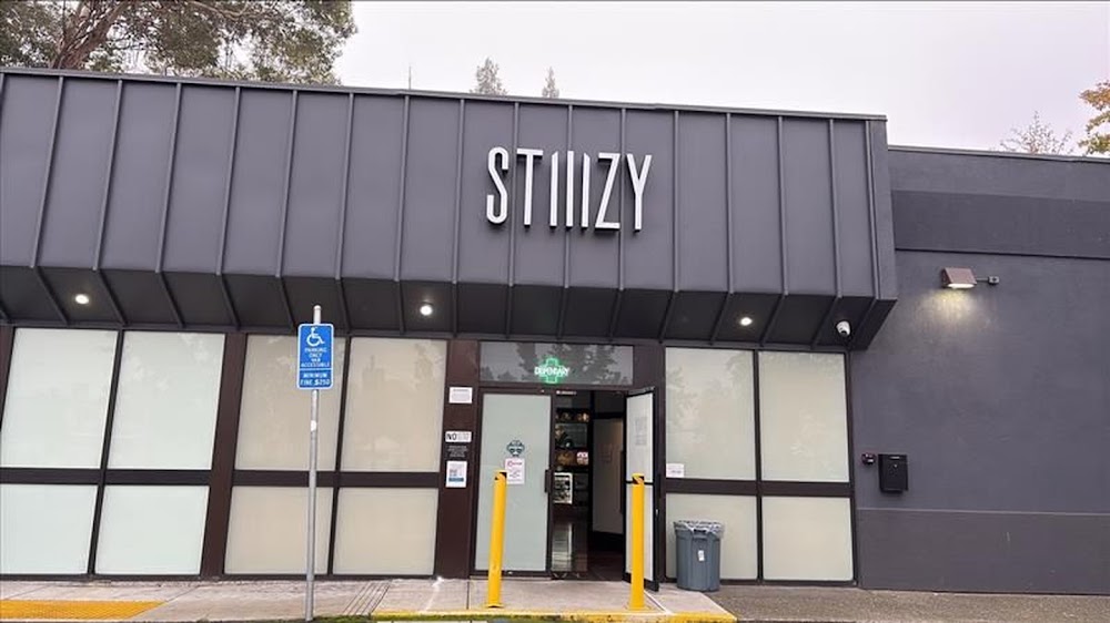 Stiizy Santa Rosa photo 1