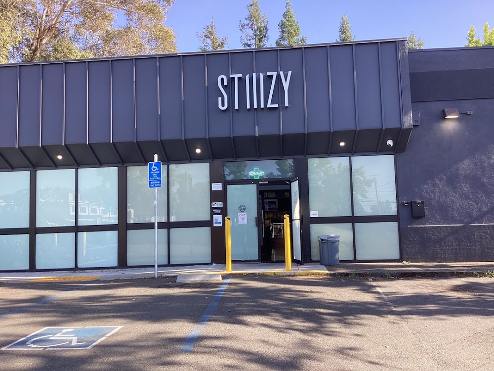 Stiizy Santa Rosa photo 6