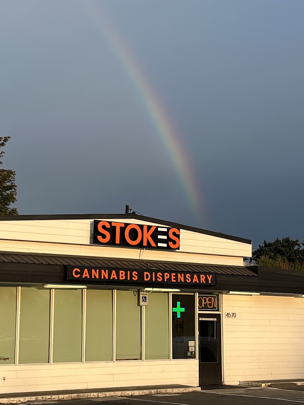 Stokes Cannabis photo 1