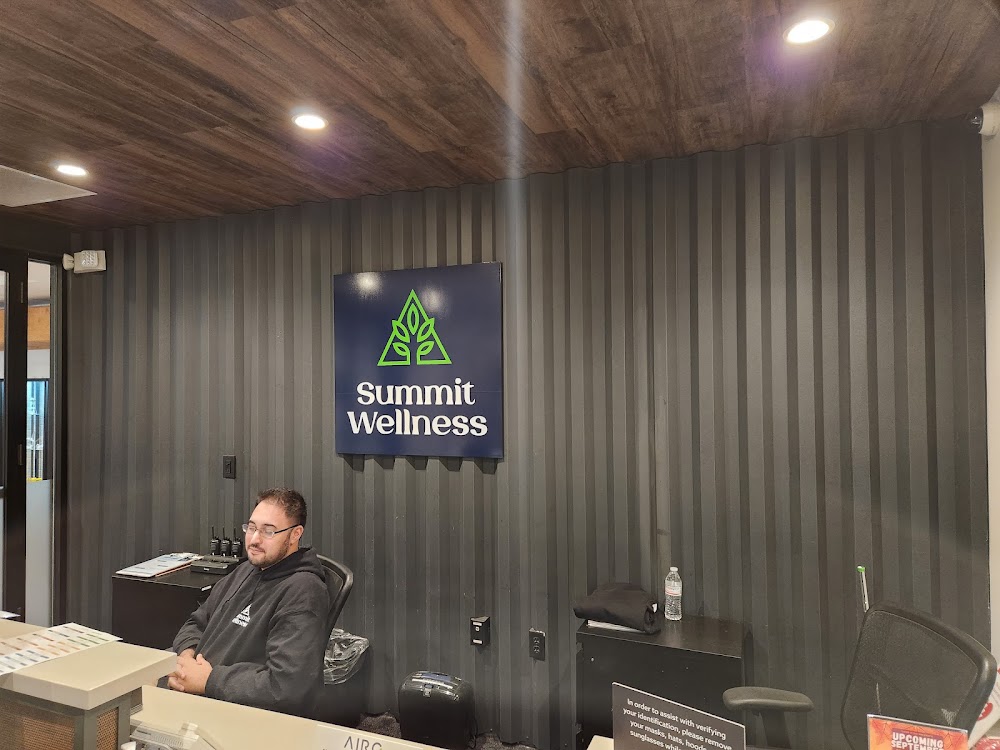 Summit Wellness Cannabis Dispensary photo 8