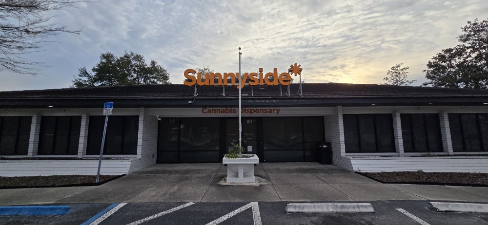 Sunnyside* photo 3
